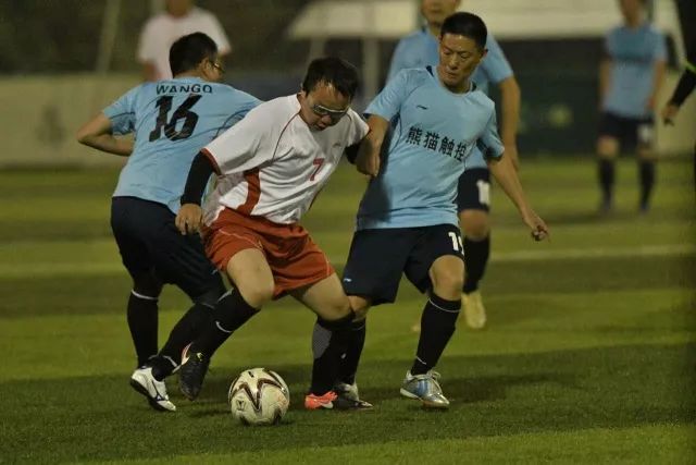 大乐透头奖10注813万3注追加 奖池14.89亿元